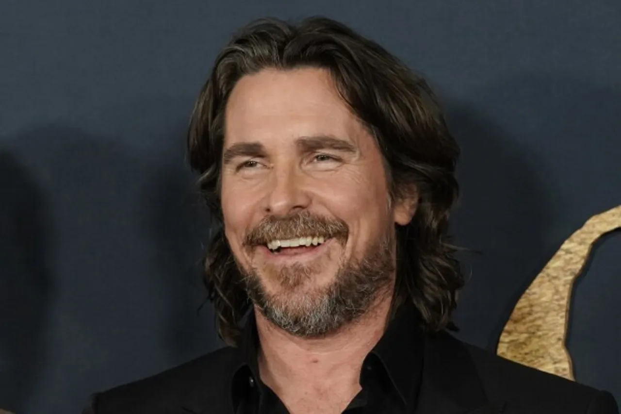cr