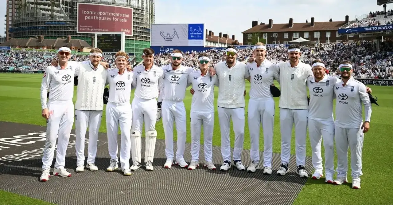 England-players-are-wearing-white-headbands-on-Day-2-of-Oval-Test