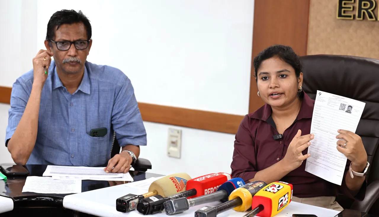 WhatsApp Image 2025-11-07 at 7.09.43 PM