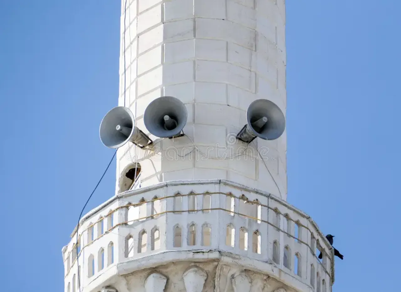 close-up-minaret-mosque-speakers-minaret-minaret-door-close-up-minaret-mosque-speakers-241859038