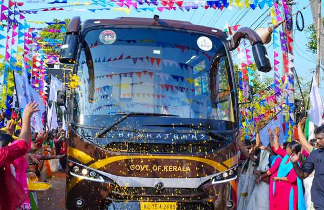 Navakerala bus