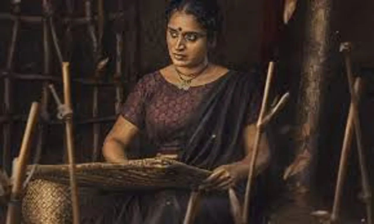 Surabhi Lakshmi in arm