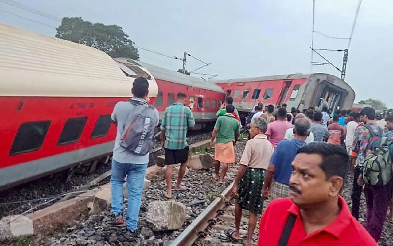 mubai train 