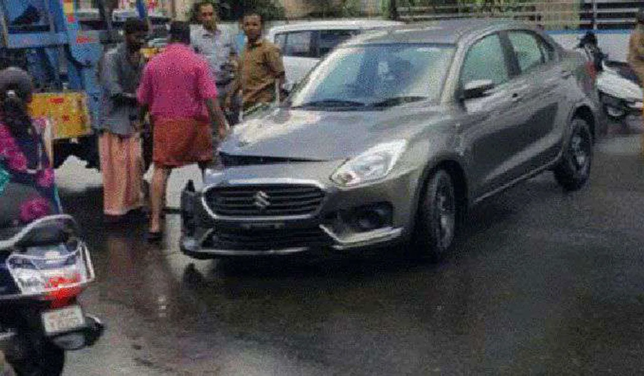 ഓട്ടോയില്‍ ഇടിച്ചു തകര്‍ന്ന് ഉപഭോക്താവിന് ഡെലിവറി ചെയ്യാനുളള സ്വിഫ്റ്റ് ഡിസയര്‍