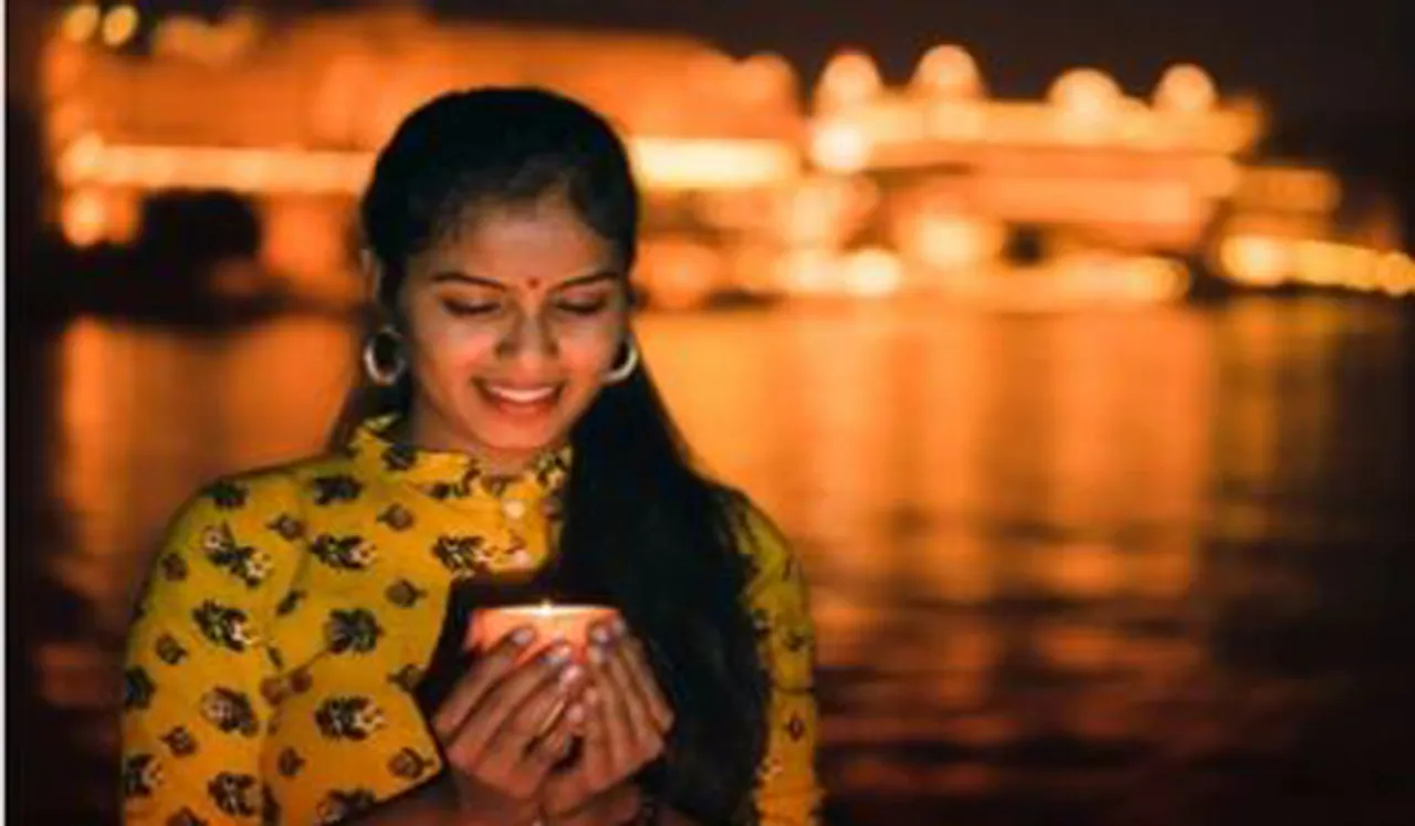 ടെന്‍ഷനും ഭയവും മാറും; പ്രതിസന്ധികളെ ധൈര്യത്തോടെ നേരിടാം; ഈ മന്ത്രം പതിവായി ജപിച്ചാല്‍ മതി