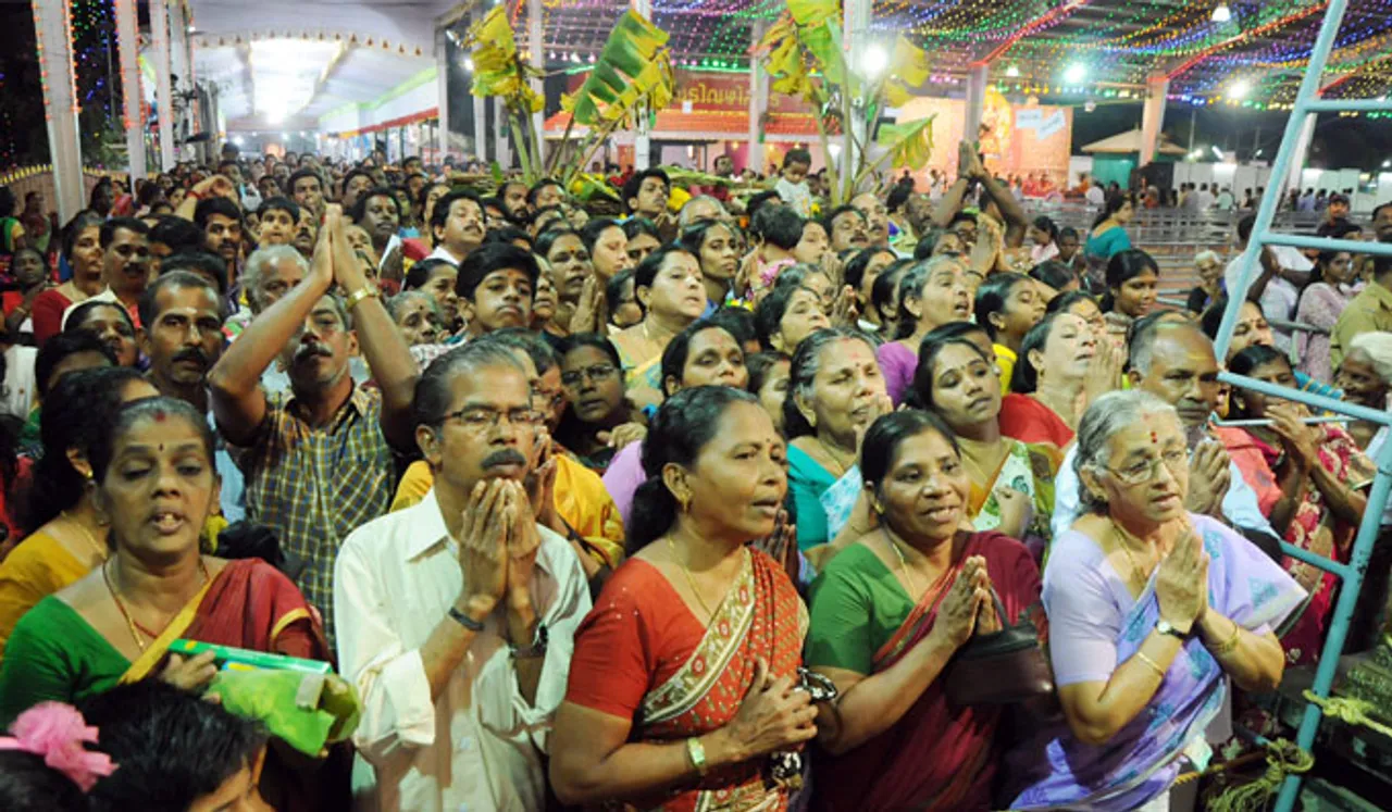 ആറ്റുകാല്‍ പൊങ്കാലയ്ക്ക് ഇനി മണിക്കൂറുകള്‍ മാത്രം:  ക്ഷേത്രവും പരിസരവും ദേവീ മന്ത്രങ്ങളാല്‍ മുഖരിതം