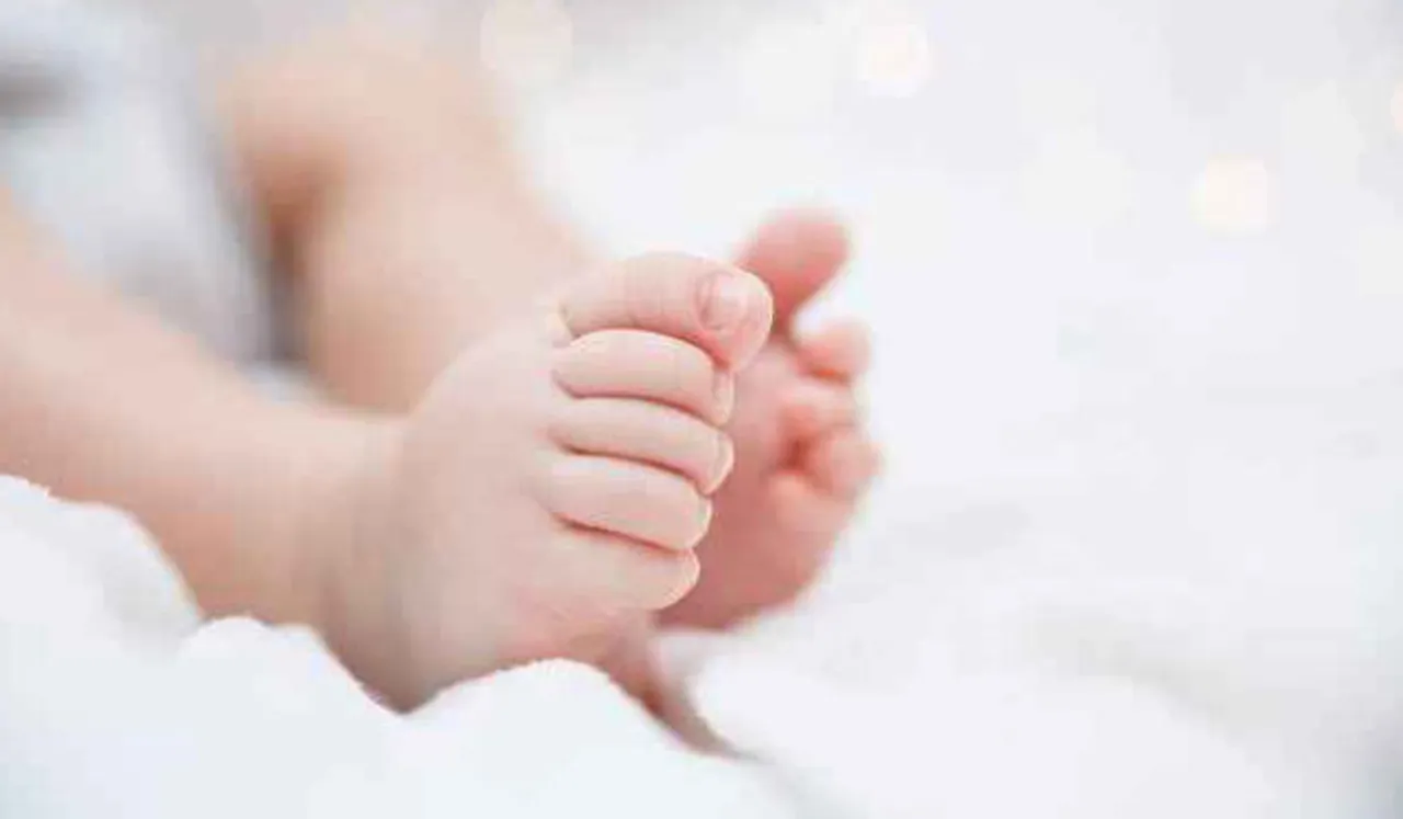 കാസര്‍കോട്ട് 8 മാസം പ്രായമുള്ള കുഞ്ഞ് തൊട്ടിലില്‍ മരിച്ച നിലയില്‍