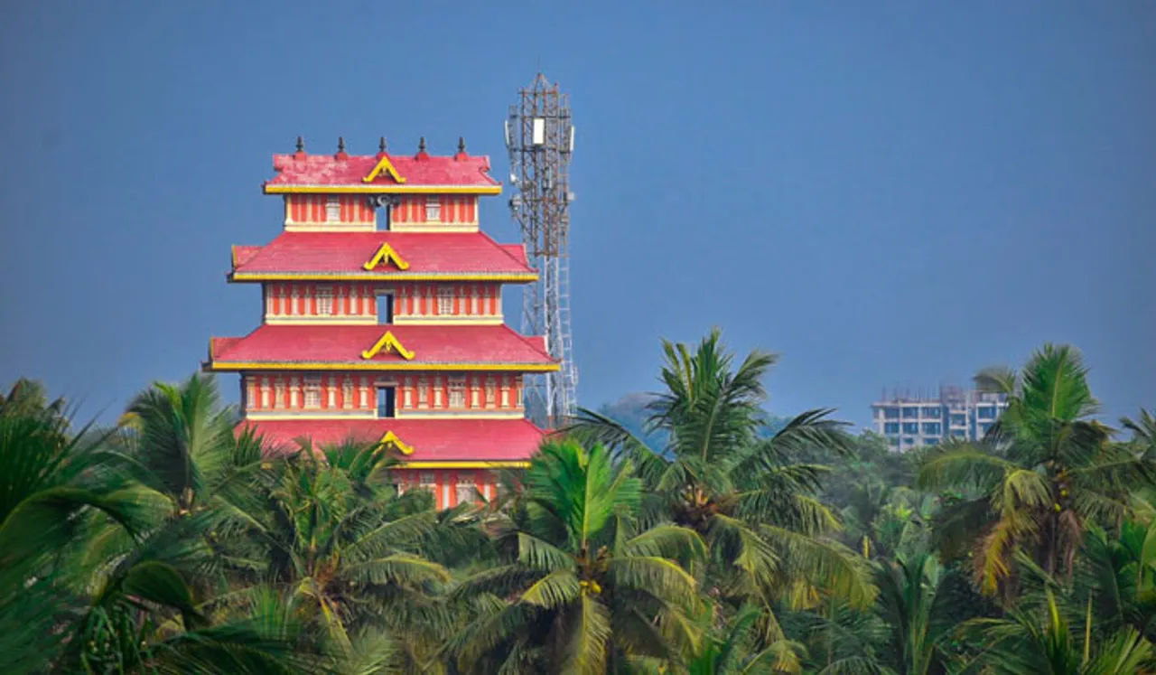 വെണ്‍പാലവട്ടം ഭഗവതി ക്ഷേത്രത്തില്‍ നിറപുത്തരി