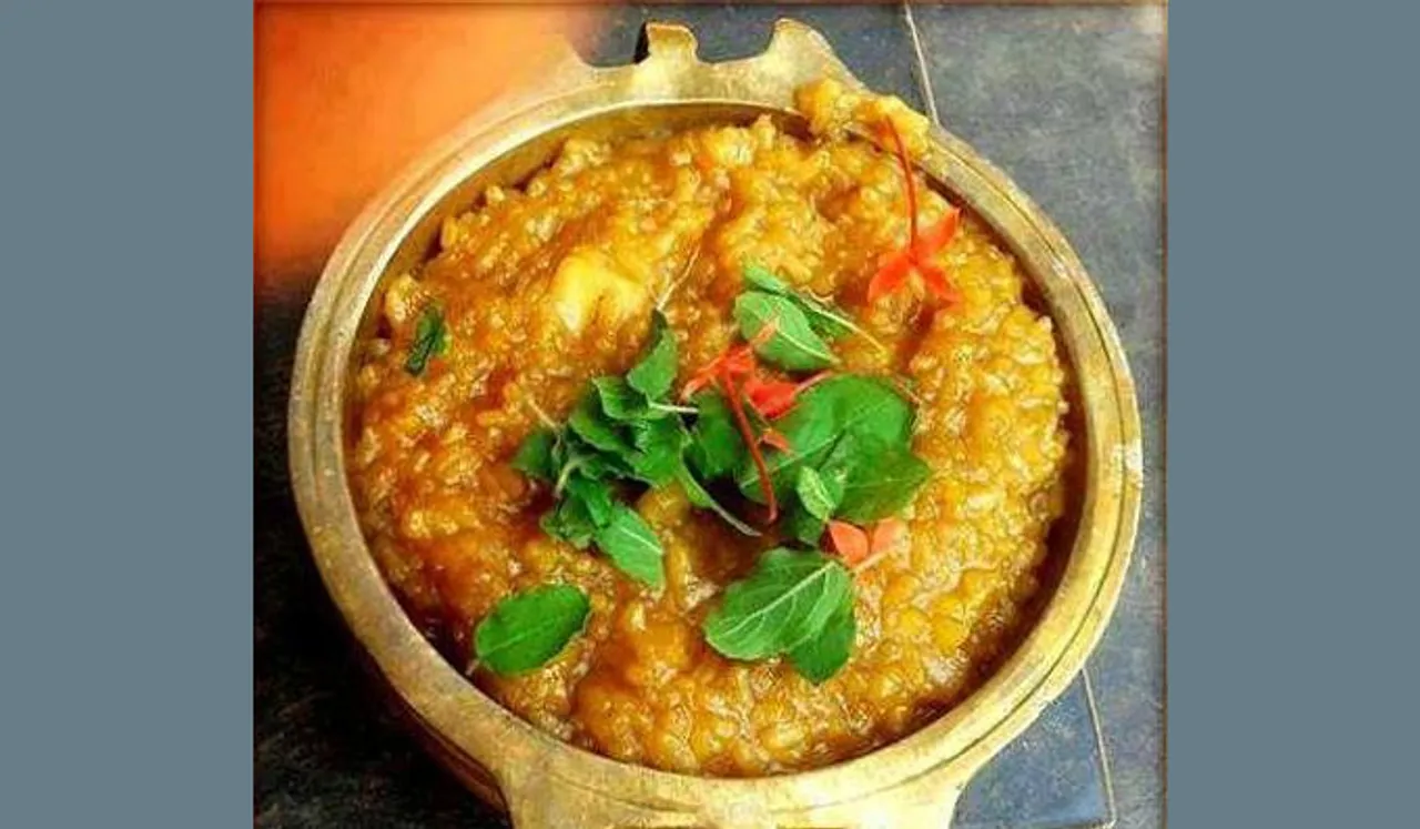 നിവേദ്യം ഭക്തര്‍ കണ്ടാല്‍ ദോഷമാണോ?