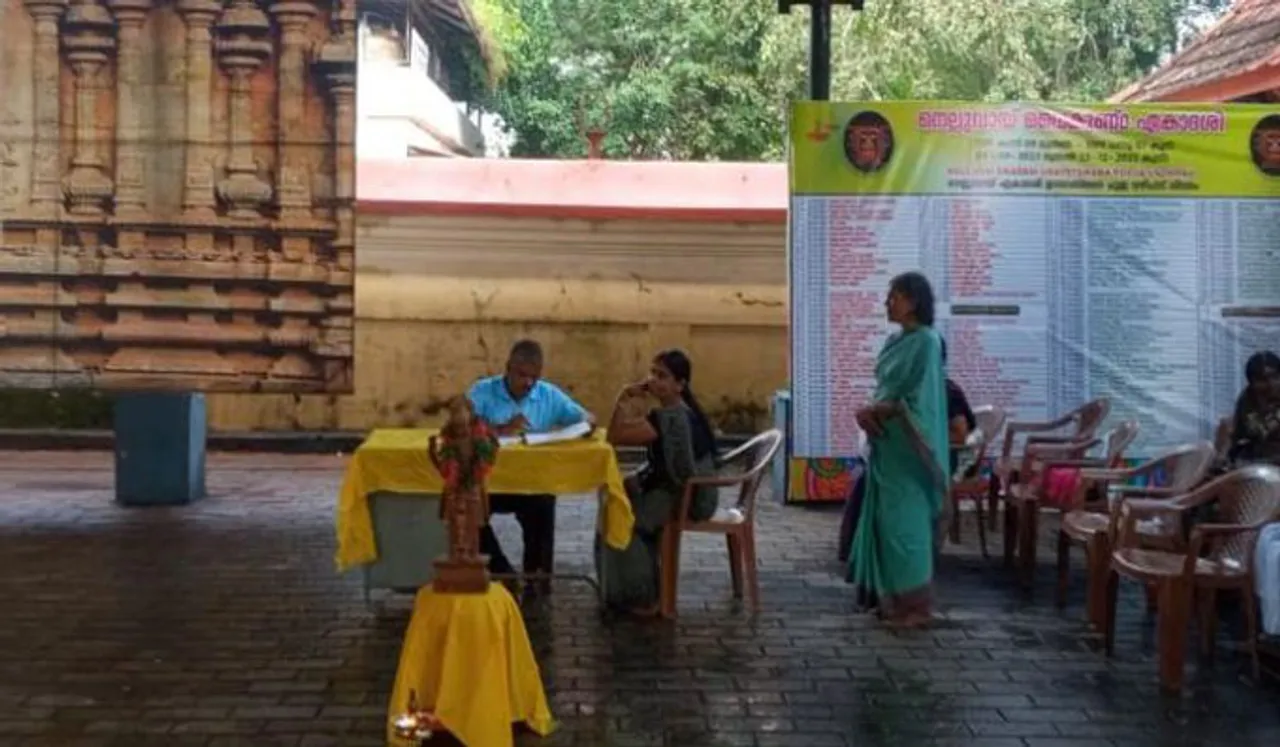 ശ്രീകോവിലിന് മുമ്പില്‍ രോഗികളെ പരിശോധിക്കുന്ന അപൂര്‍വ ക്ഷേത്രം