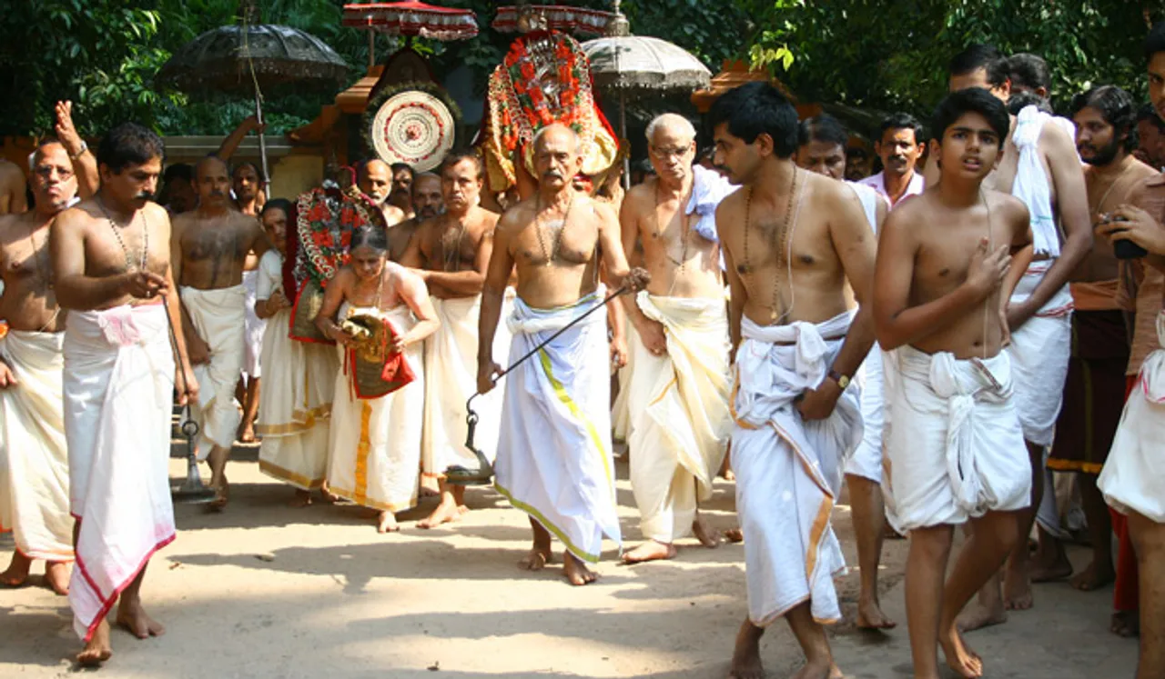 ആയില്യവ്രതം അനുഷ്ഠിച്ചാല്‍ മുക്കോടി ദേവകളും അനുഗ്രഹിക്കും 
