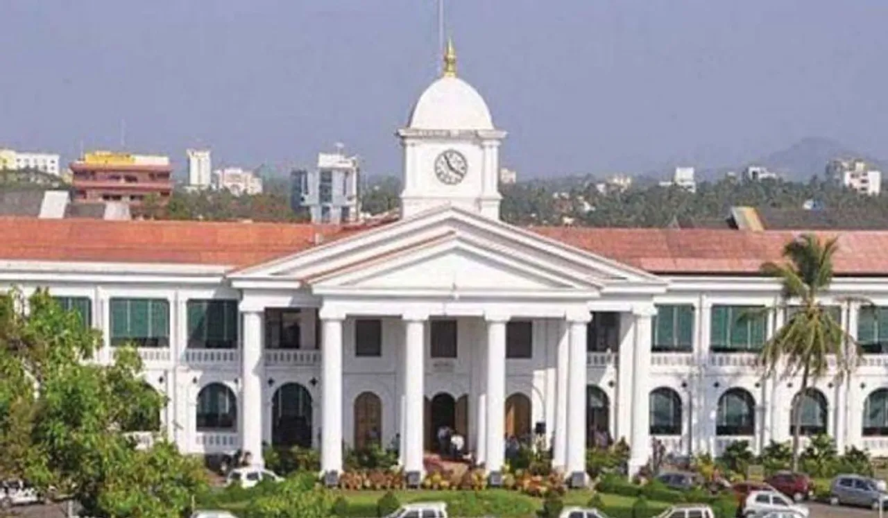 കേരളത്തിന് വീണ്ടും തിരിച്ചടി; സാമ്പത്തിക വർഷാവസാനവും കടമെടുപ്പിൽ 5600 കോടി വെട്ടിക്കുറച്ച് കേന്ദ്രം