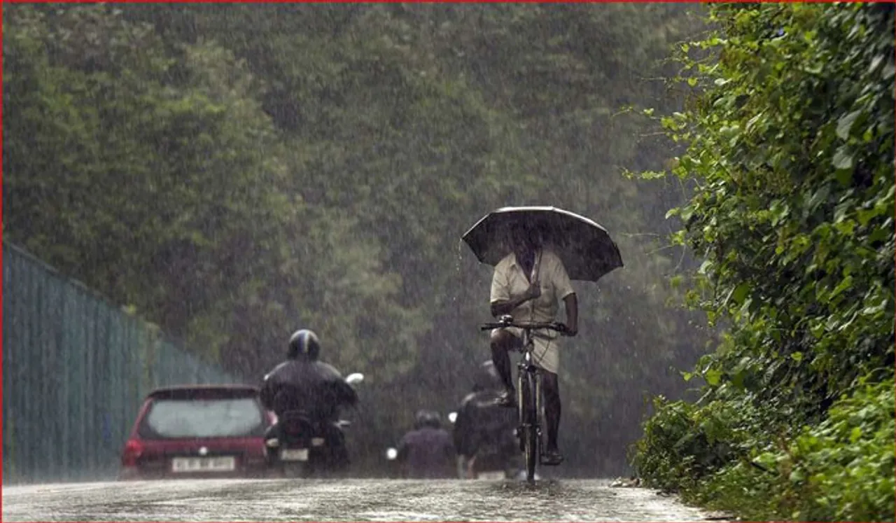 സംസ്ഥാനത്ത് അടുത്ത അഞ്ചുദിവസം മഴയ്ക്ക് സാധ്യത; ഈ ജില്ലക്കാർക്ക് മുന്നറിയിപ്പ്, യെല്ലോ അലേർട്ട് ഇങ്ങനെ