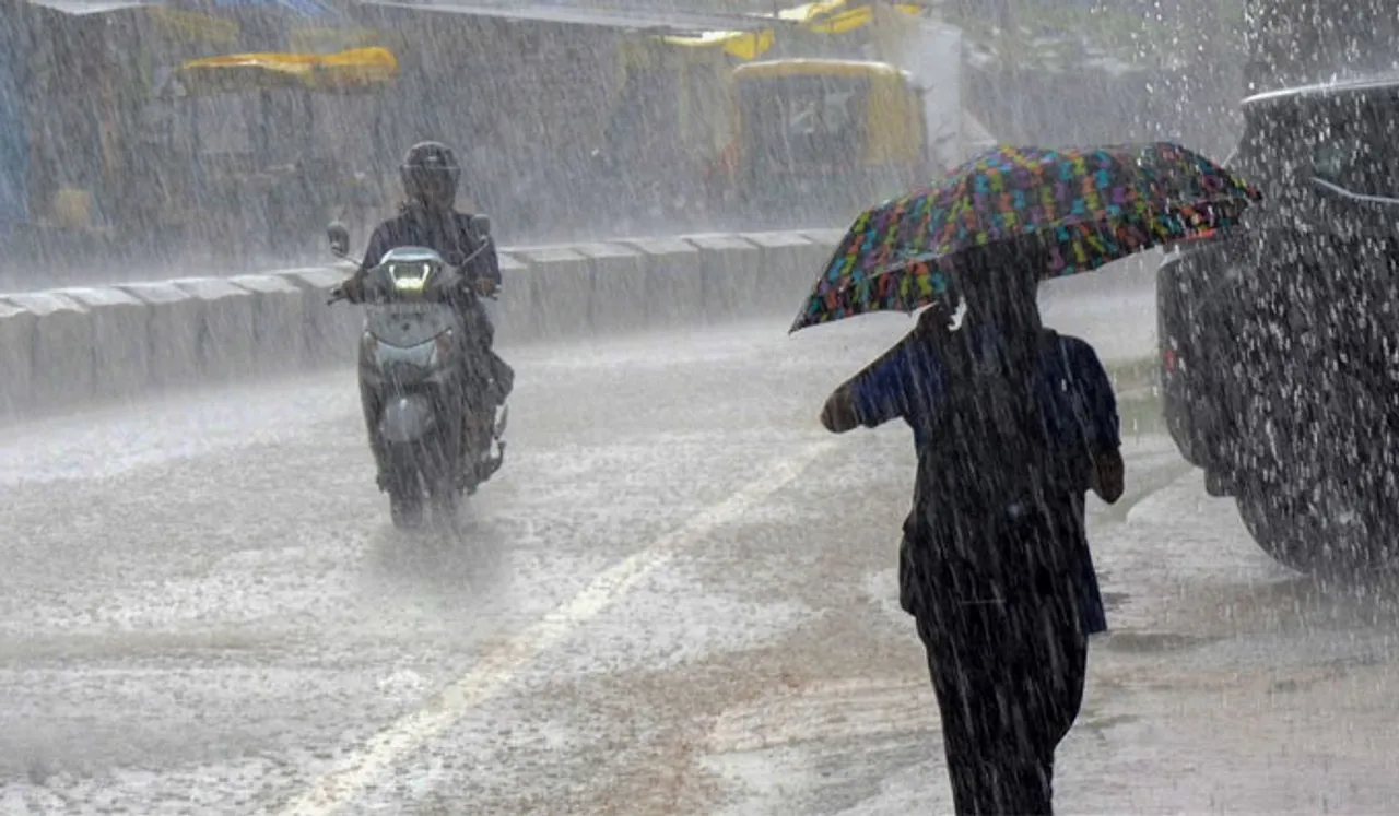 സംസ്ഥാനത്ത് മഴയ്ക്ക് സാധ്യത; രണ്ട് ജില്ലകളില്‍ യെല്ലോ അലേര്‍ട്ട്