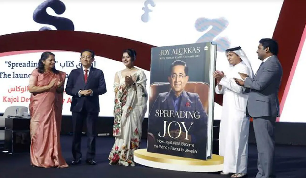 ജോയ് ആലുക്കാസിന്റെ ആത്മകഥ 'സ്‌പ്രെഡിംഗ് ജോയ്' ഷാര്‍ജ പുസ്തക മേളയില്‍ പ്രകാശനം ചെയ്തു