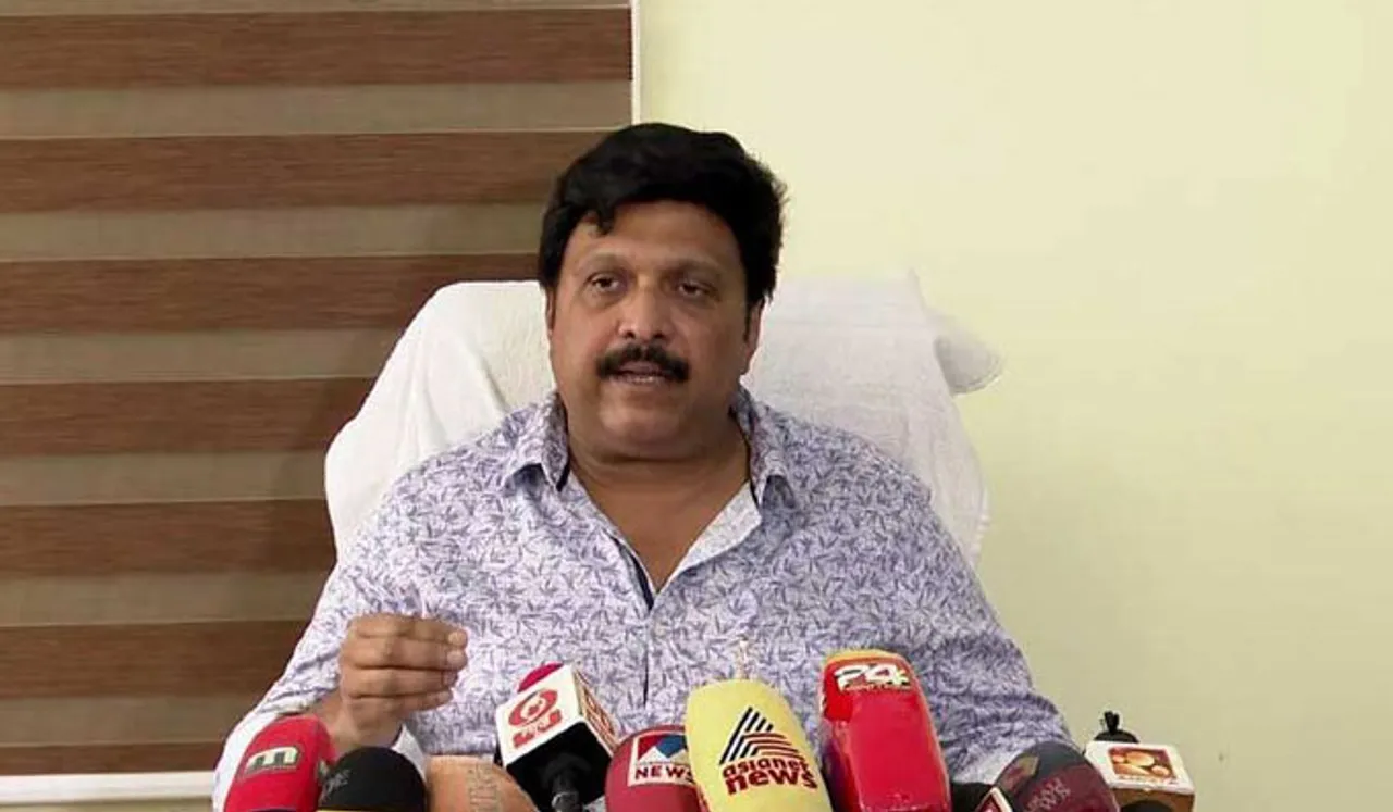ഗതാഗത വകുപ്പ് അടിമുടി നവീകരിക്കും, അഭിനയം മുഖ്യമന്ത്രിയുടെ അനുമതിയോടെ മാത്രം: ഗണേഷ് കുമാര്‍