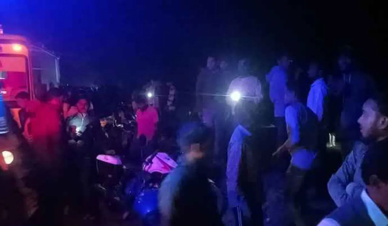 രക്ഷപ്പെടാനായി പാളത്തിലേക്ക് ചാടി; ജാര്‍ഖണ്ഡില്‍ ട്രെയിനിടിച്ച് 12 പേര്‍ക്ക് ദാരുണാന്ത്യം