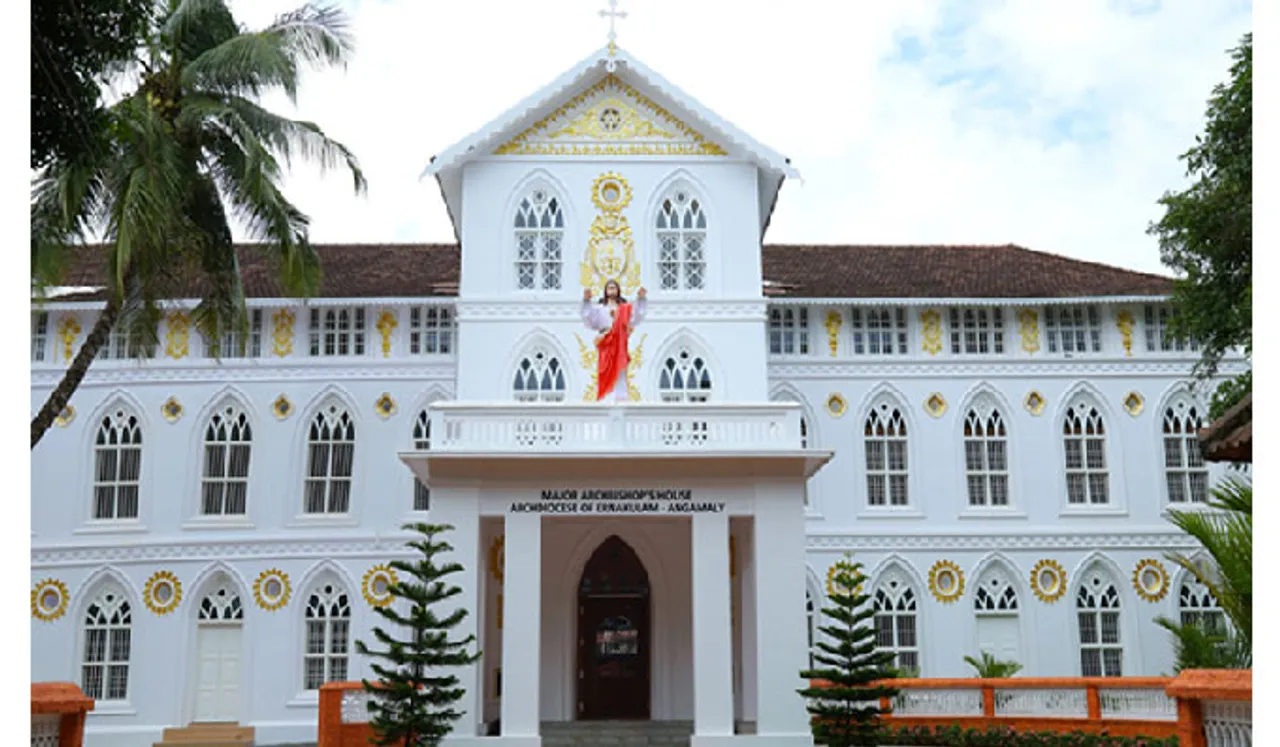 എറണാകുളം-അങ്കമാലി അതിരൂപതയിലെ കുര്‍ബാന തര്‍ക്കം സമവായത്തിലേക്ക്