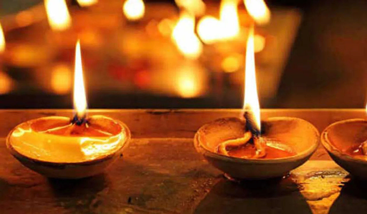 കാര്‍ത്തിക ദീപം മന:ശുദ്ധി നല്‍കുന്നു; മഹാലക്ഷ്മിയുടെ അനുഗ്രവും ലഭിക്കുന്നു