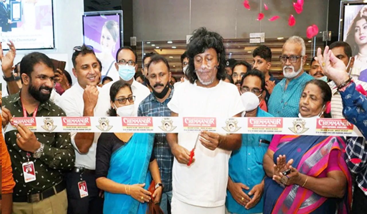 ബോബി ചെമ്മണൂർ ഇന്റർനാഷണൽ ജ്വല്ലേഴ്‌സിന്റെ ഏറ്റവും പുതിയ ഷോറൂം അഞ്ചലിൽ