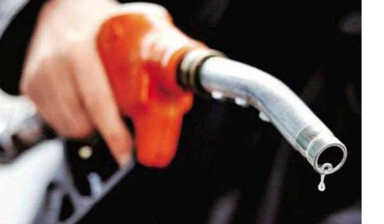 പെട്രോള്‍, ഡീസല്‍ വില കുറഞ്ഞു