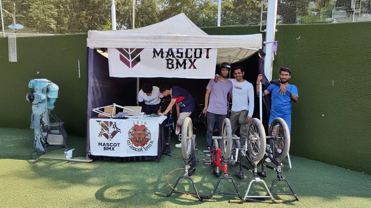 Mascot BMX