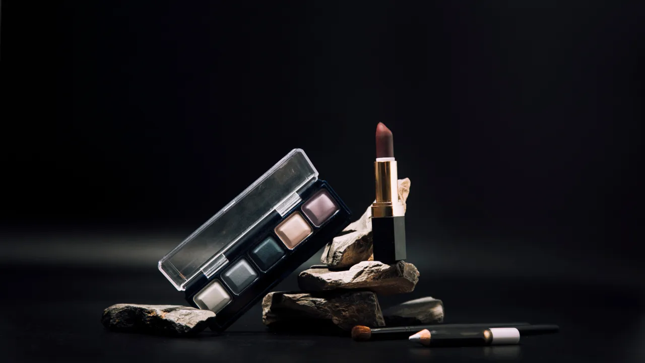 Iris Cosmetics