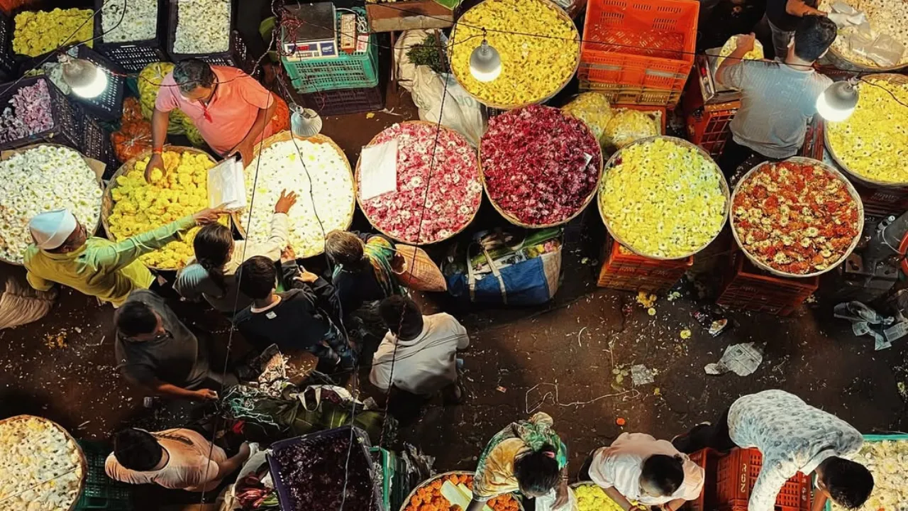 Local Samosa Flower markets