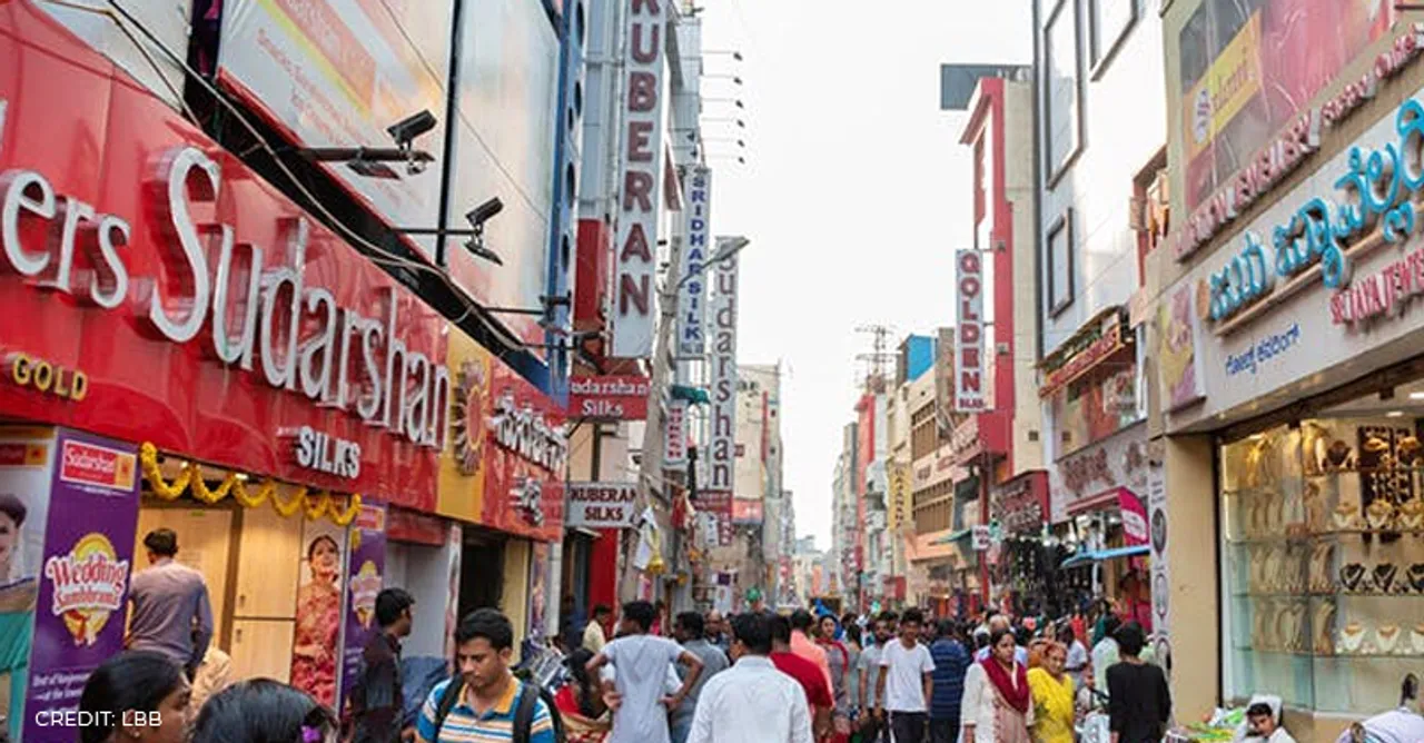 This is how you can get everything in the Chickpet market in Bengaluru!
