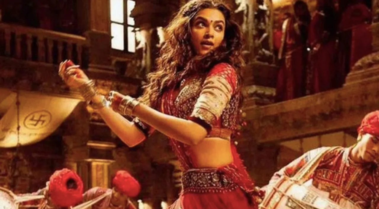 Navratri is Coming! Join these Garba workshops in Pune and own the Dance floor