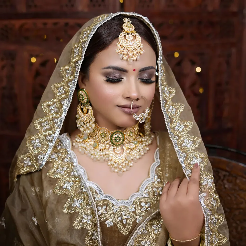 Get jewellery on rent in Mumbai!