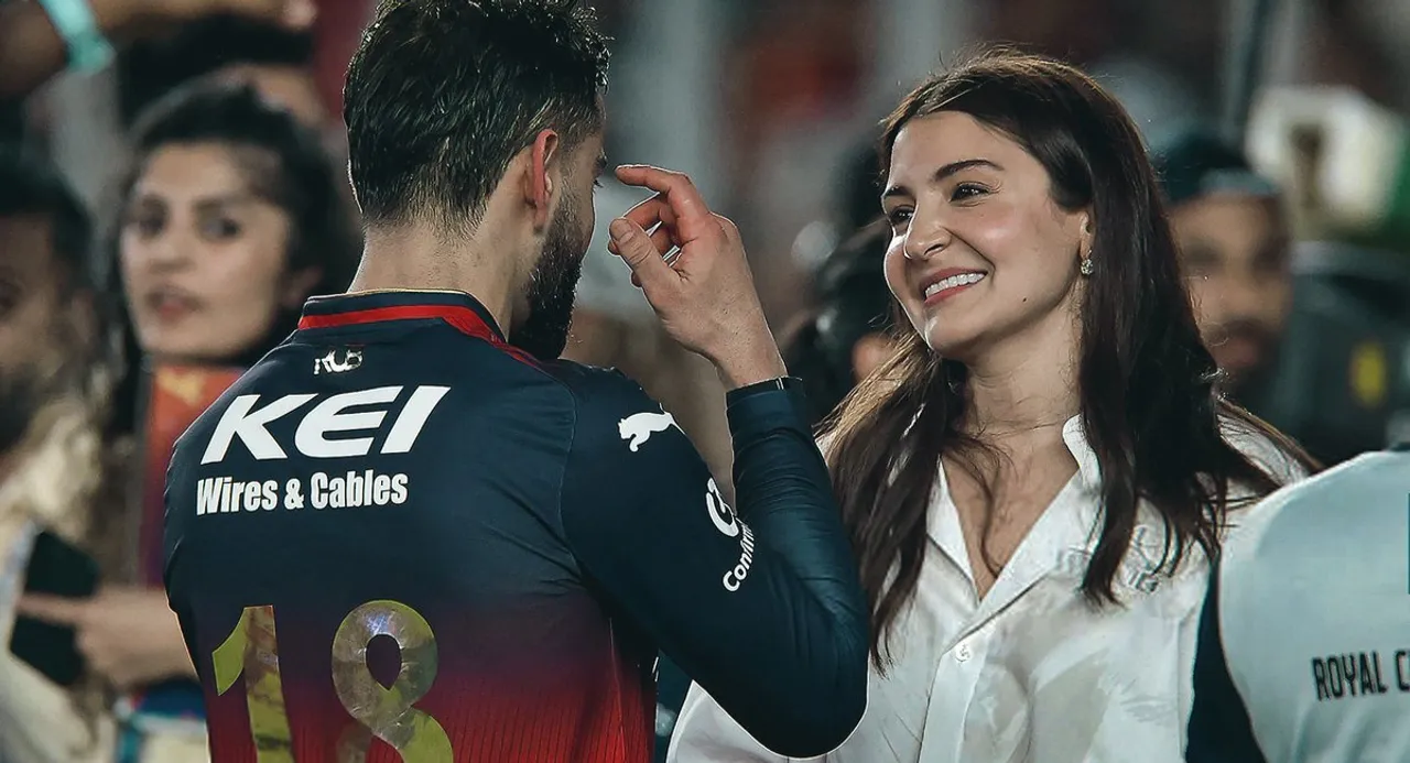 Chinnaswamy Stadium stampede: RCB's victory after 18 years was mourned, 11 lives lost in the stampede; Anushka Sharma and Virat Kohli expressed grief