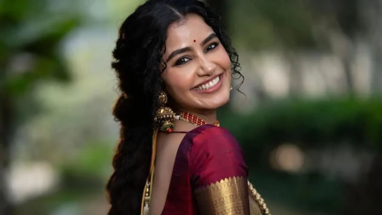 south-indian-beauty-anupama-parameswaran