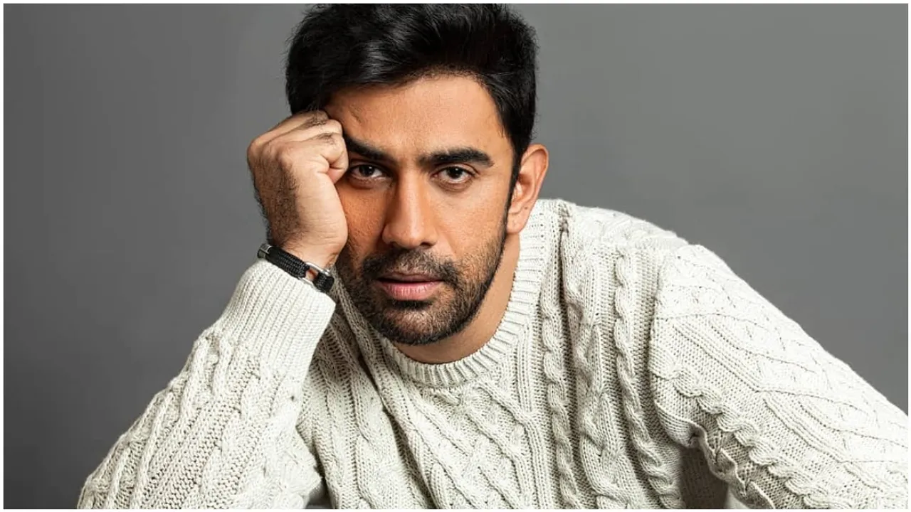 Amit Sadh meets Gerard Butler in London