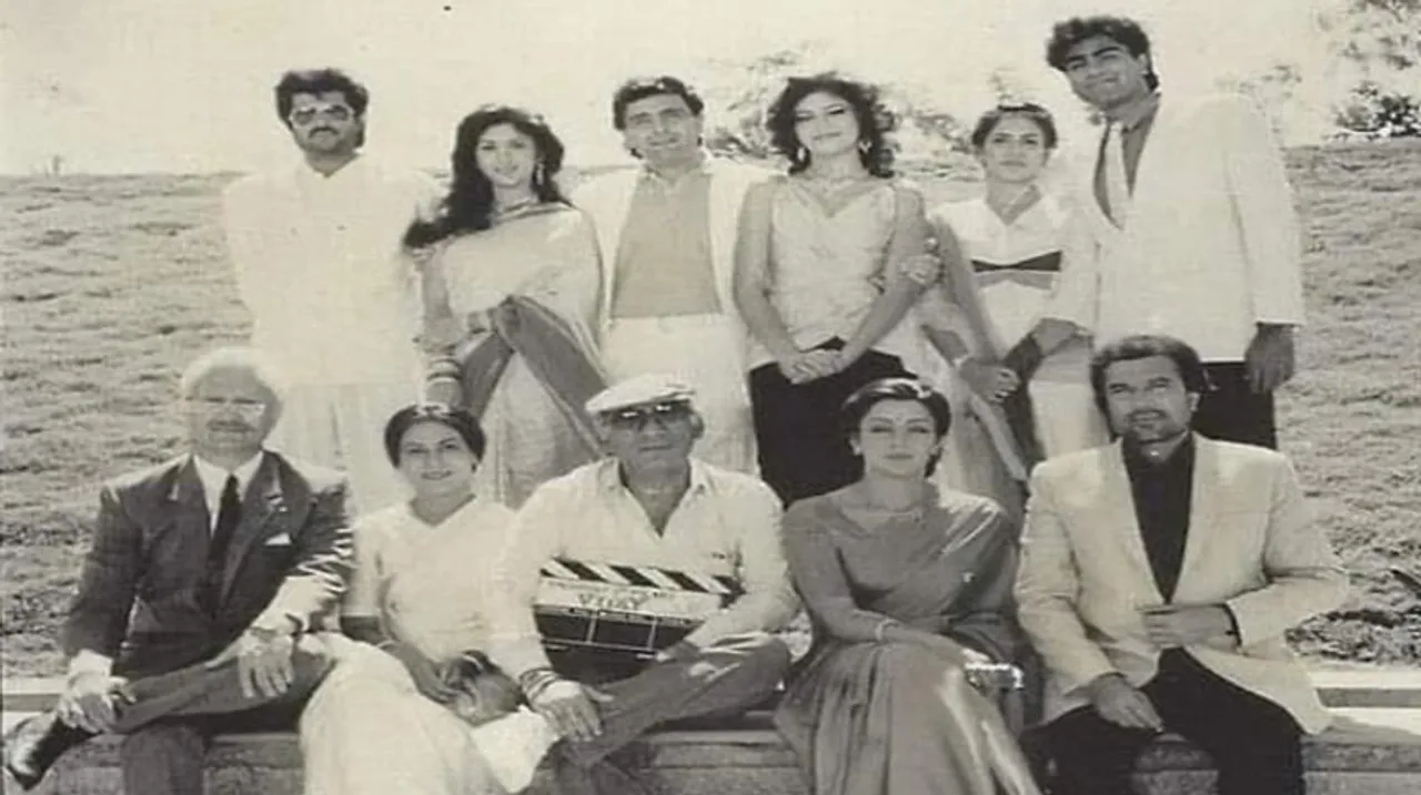 साल 1988 की फिल्म 'विजय' की याद में अनुपम खेर ने शेयर की यह तस्वीर, साथ ही किया यह खुलासा