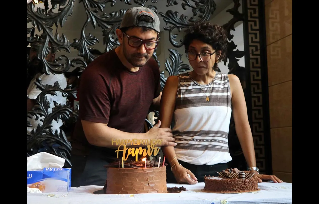 मीडिया के साथ आमिर खान ने मनाया अपना 54 वां जन्मदिन