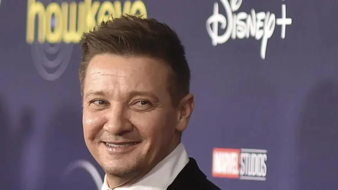 Jeremy Renner 