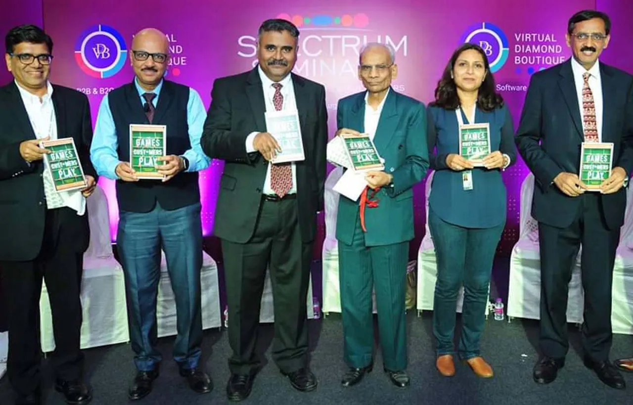 IIJS 2019 में GJEPC स्पेक्ट्रम सेमिनार में क्रेता विक्रेता संबंधों और युवा आभूषण पेशेवर पर पैनल चर्चा हुई