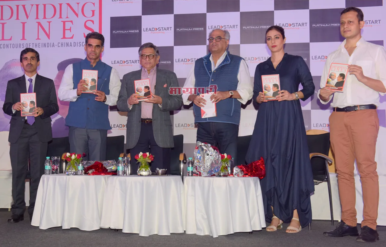 मुंबई में डॉ. के एन राघवन  ने लॉन्च की अपनी नयी किताब 'डिवीडिंग लाइन'