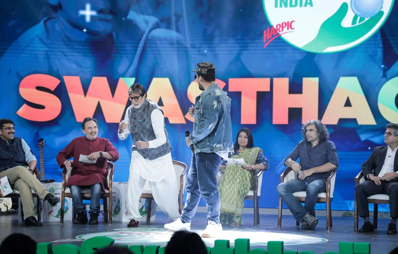 अमिताभ बच्चन ने रैपस्टार Naezy के साथ गाया रैप एंथम