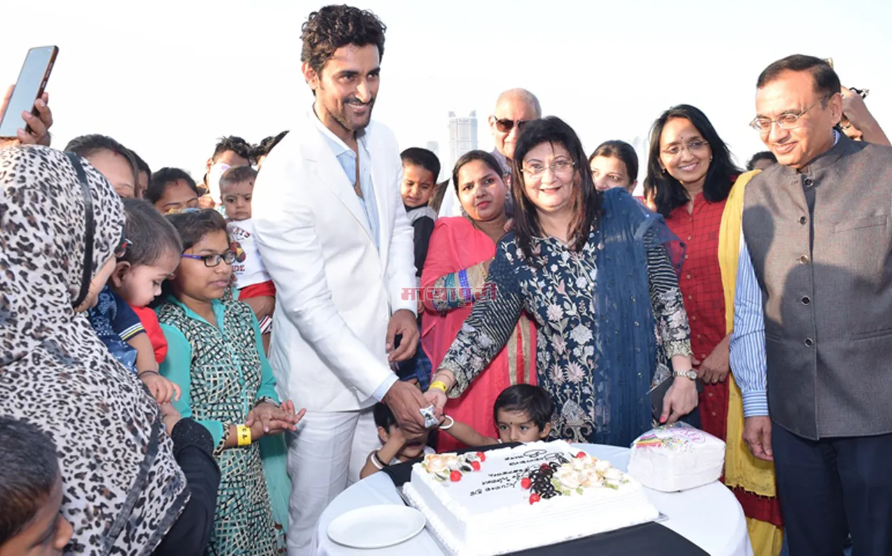 वाडिया ग्रुप ने वाडिया अस्पताल के बच्चों के साथ सी एन वाडिया गोल्ड कप 2018 का जश्न मनाया