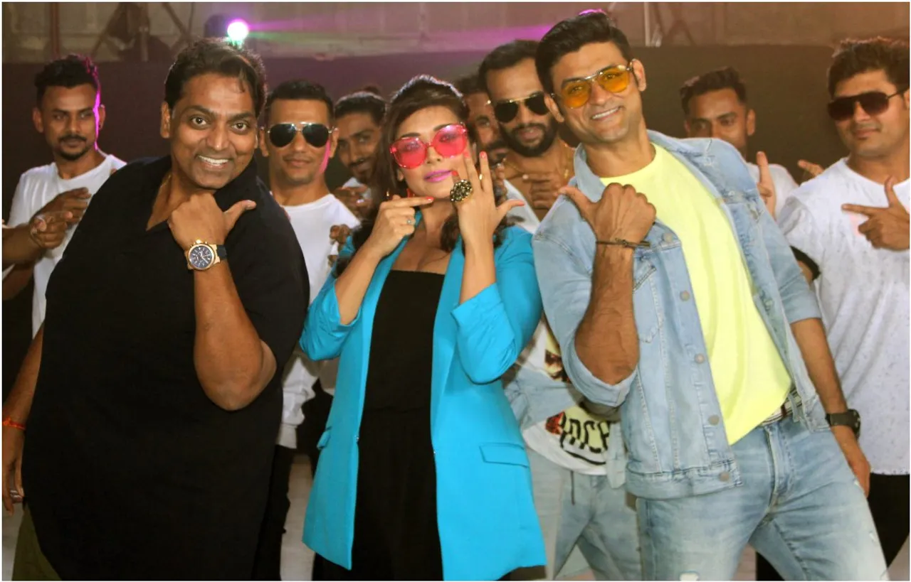 Photos: यूएसए की जैश ने मानव गोहिल के साथ म्यूजिक वीडियो ‘छल्ला डायमंड दा’ की शूटिंग की