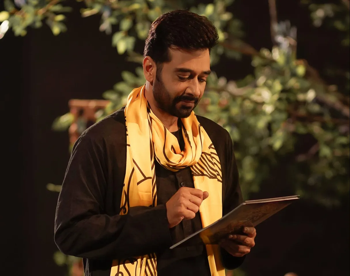 अभिनेता फैसल कुरैशी ने ज़ी थिएटर के यार जुलाहे में मंटो की कहानी ग़ुस्ल खाना पढ़ी