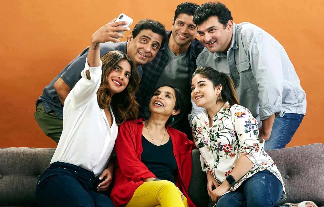 प्रियंका चोपड़ा, फरहान अख्तर और जायरा वसीम ने शुरू की 'द स्काई इज पिंक' की शूटिंग