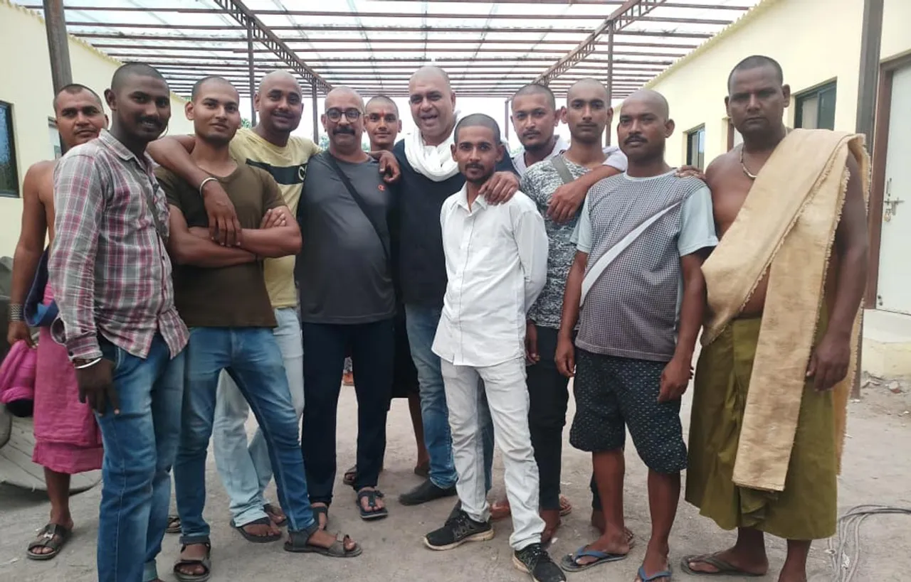निमय बाली ने राधाकृष्ण की क्रू को कर दिया गंजा