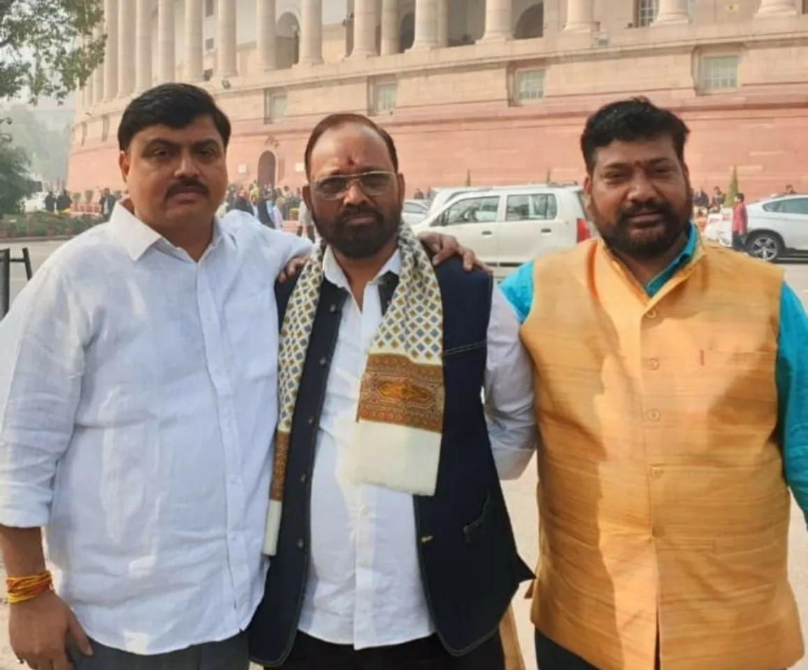 ब्रेकिंग न्यूज़  फ़िल्म, टीवी  और थियेटर वर्करों के हितों को लेकर शख्त हुआ मानवाधिकार आयोग
