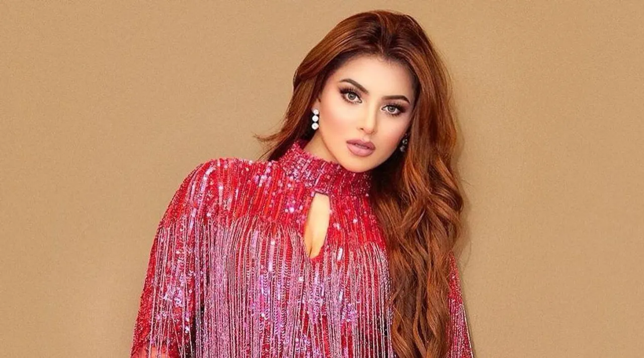 Yash Chopra के घर के बगल वाले बंगले में रह रही हैं Urvashi Rautela, जिसकी कीमत है इतने करोड़