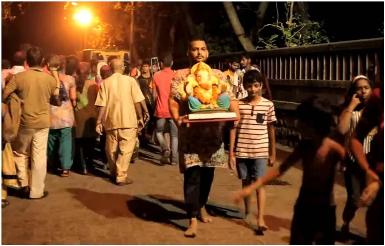 गणपति के उचित विसर्जन स्थान को बता रहे है परितोष त्रिपाठी 