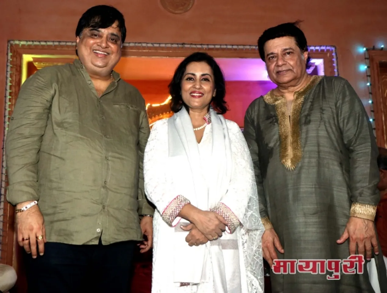 अपनी फिल्म की सफलता के लिए गणपति का आशीर्वाद लेने पहुंचे अनुप जलोटा, मधुश्री