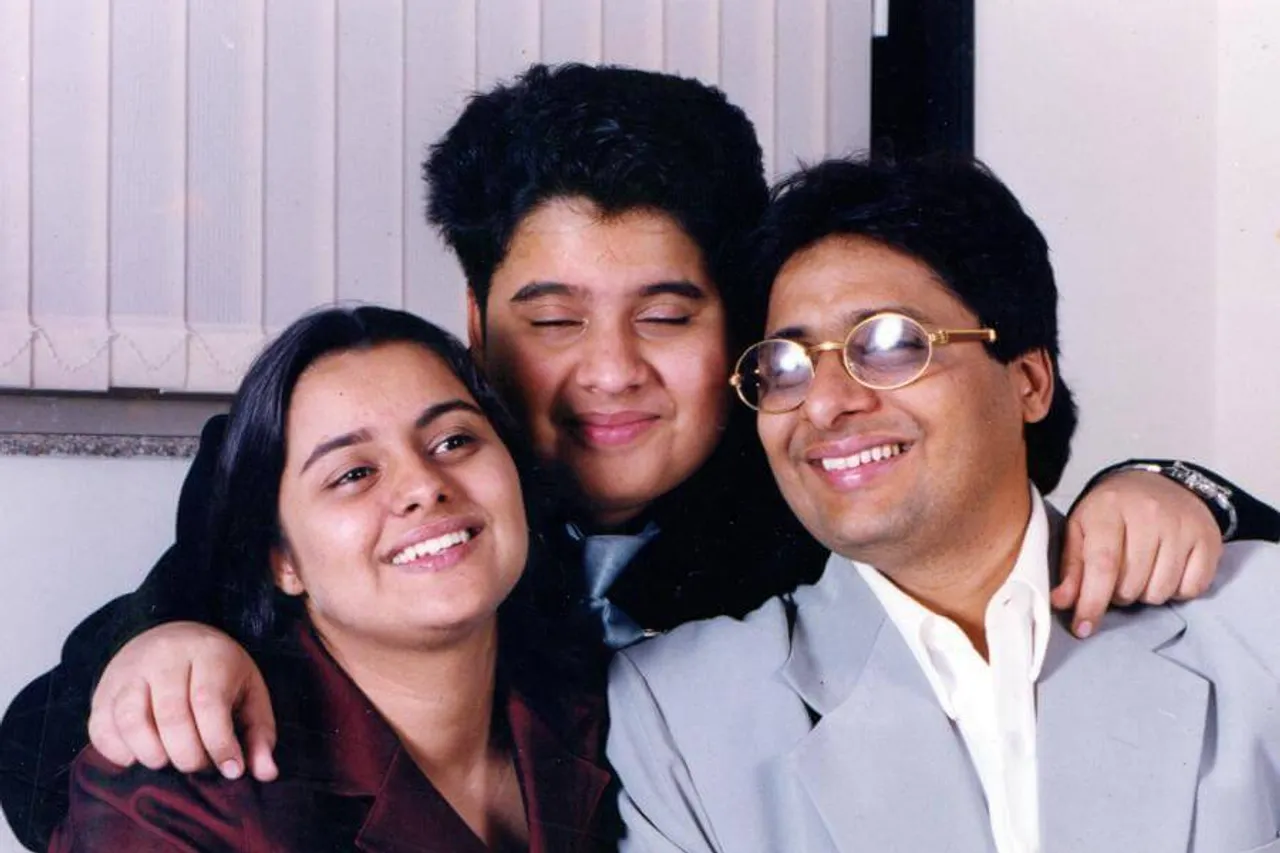 निर्माता जैकी भगनानी ने अपनी प्यारी बहना दीपशिखा देशमुख के जन्मदिन पर दिल छूने वाली बात लिखी